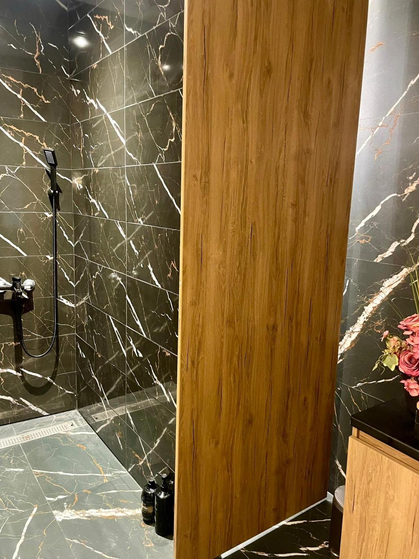 Lux Dabich 2 Apartment Нови Сад Екстериор снимка