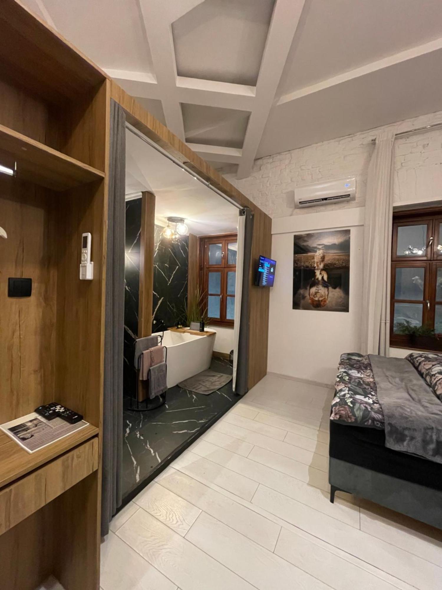 Lux Dabich 2 Apartment Нови Сад Екстериор снимка