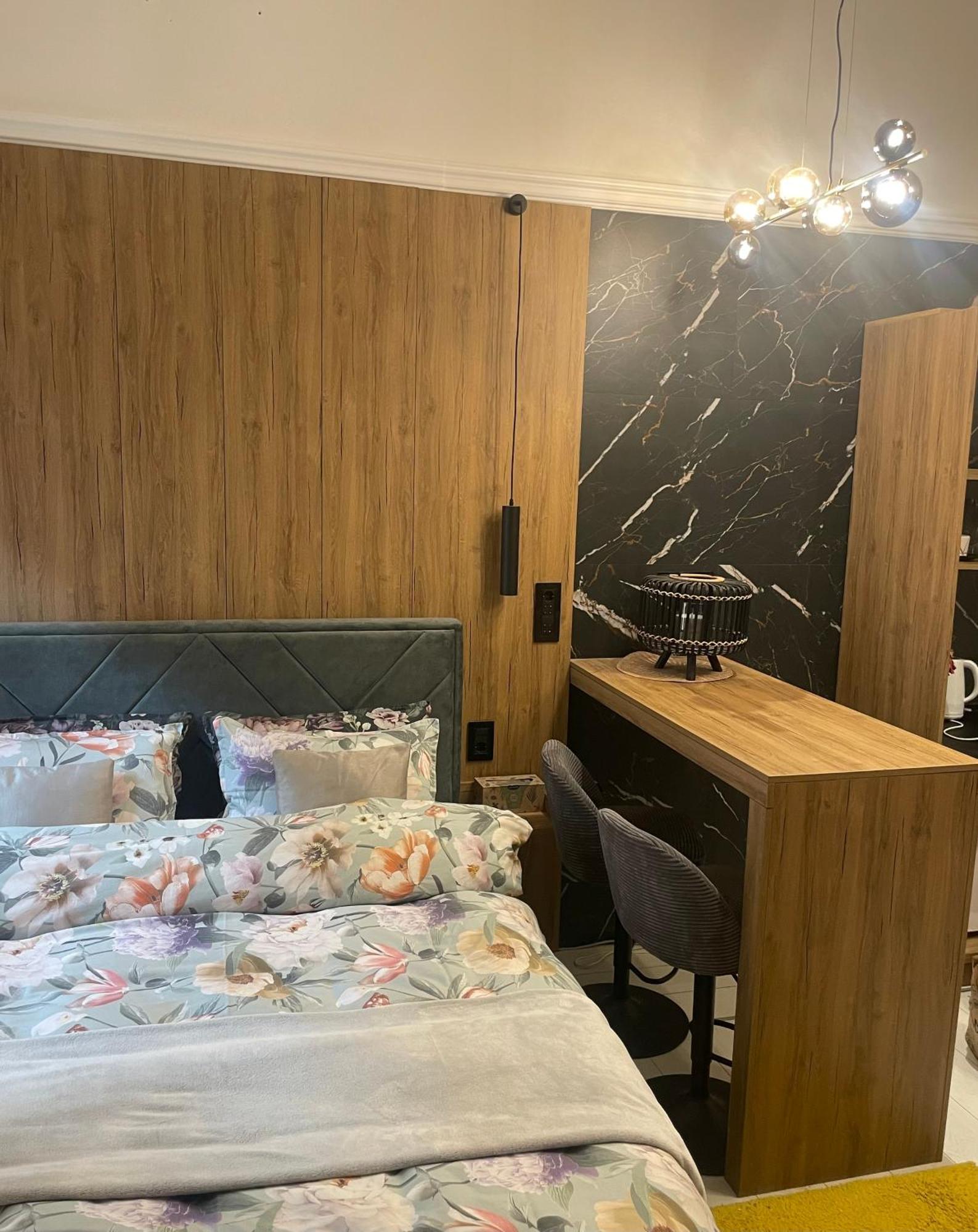Lux Dabich 2 Apartment Нови Сад Екстериор снимка